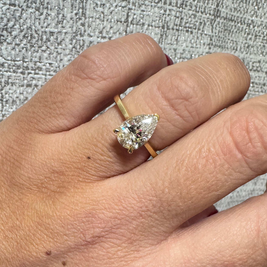 18ct yellow gold Lab Grown Pear Cut Diamond Engagement Ring