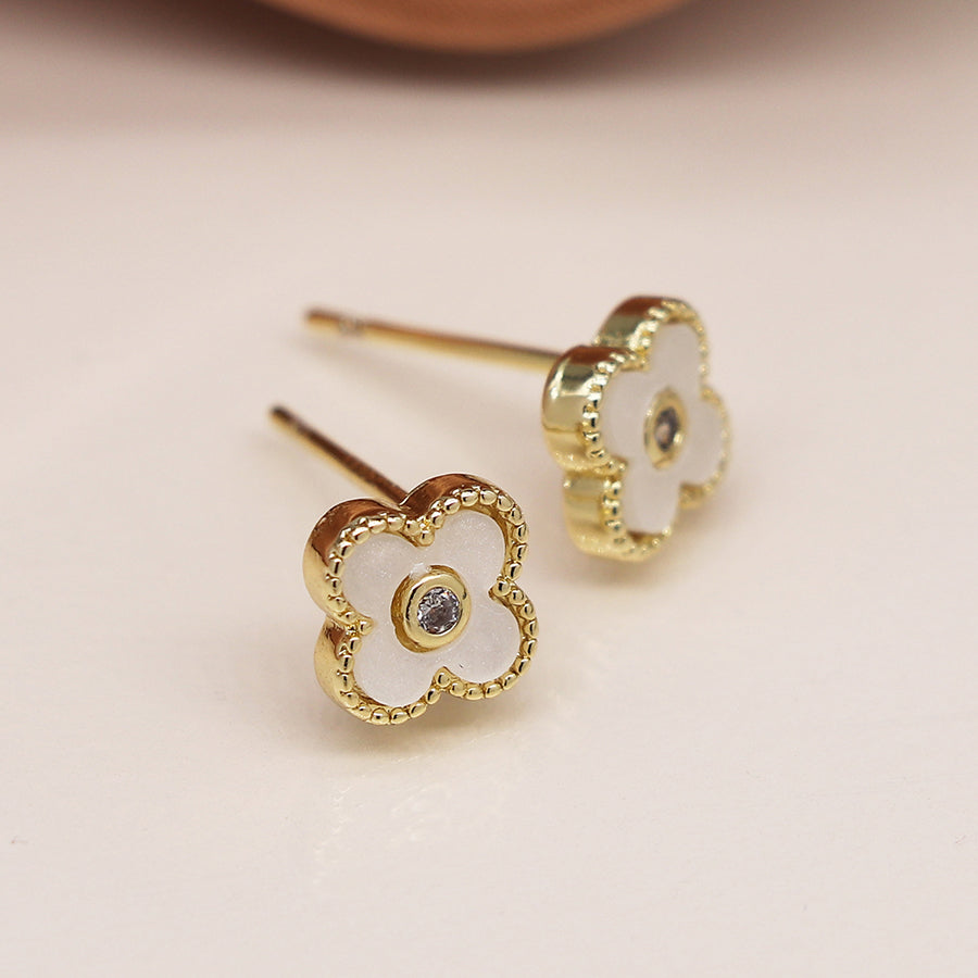 Golden small quatrefoil clover stud earrings