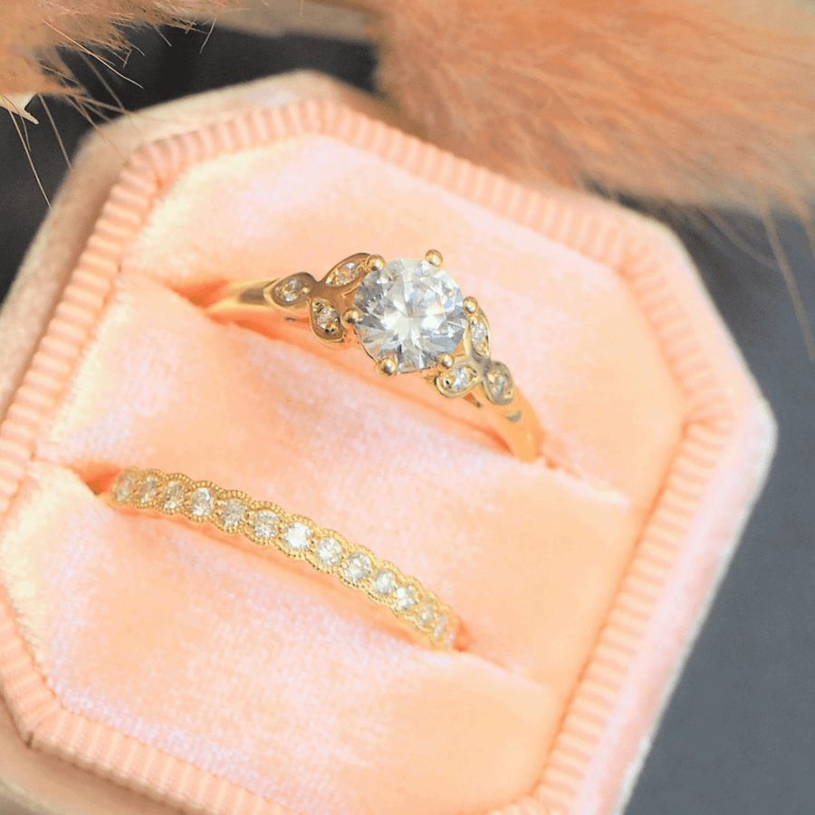 18ct Yellow Gold Solitaire With Blossom Diamonds Engagement Ring