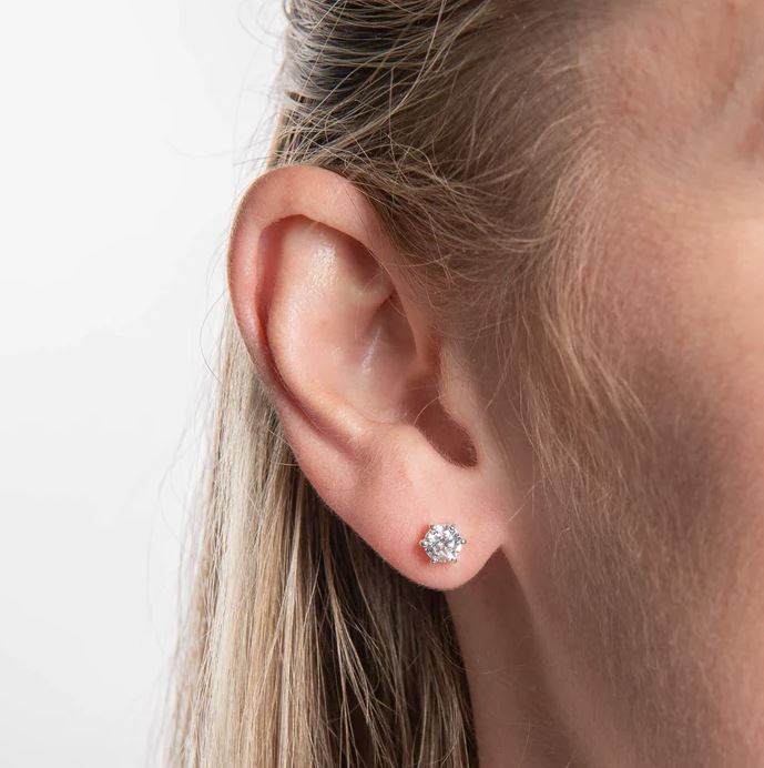 Sterling Silver Solitaire Stud Earring