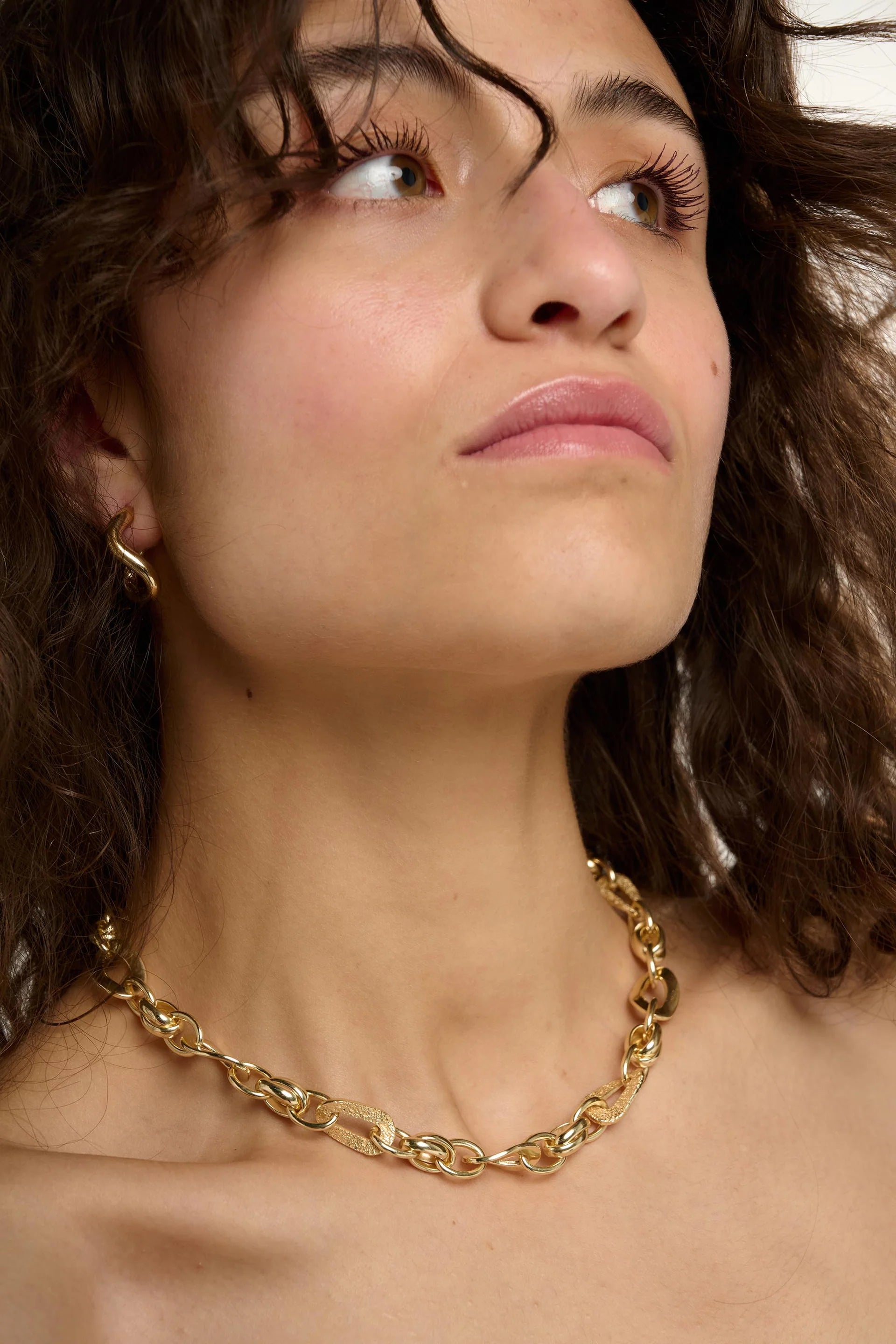 Tutti and Co wave chain necklace gold