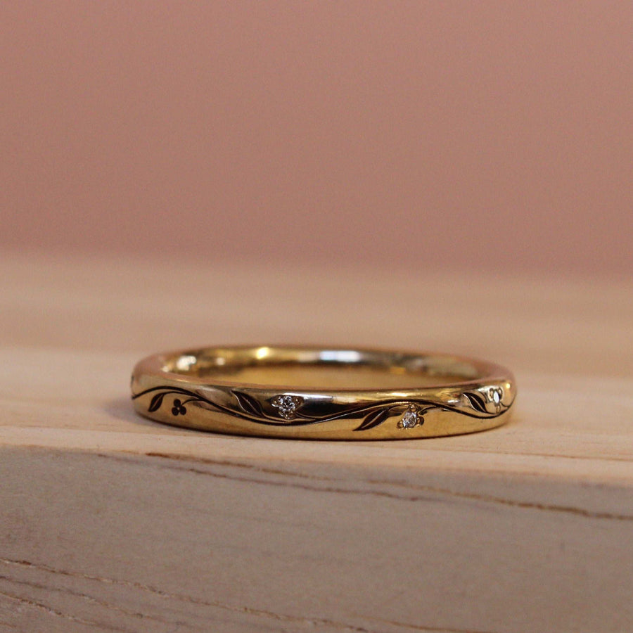 Gold Floral Engraved Wedding Ring