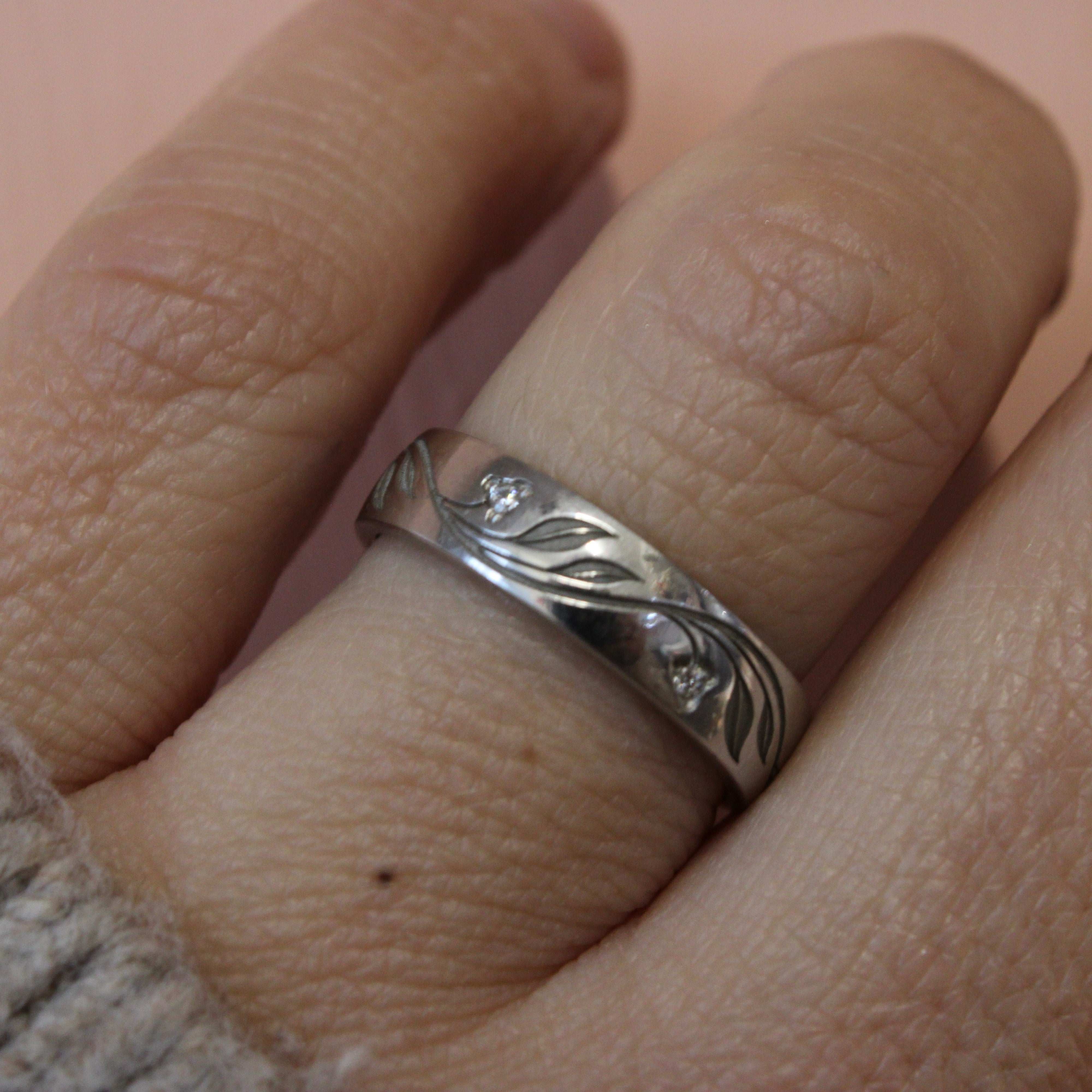 Wide Blossoming Floral Engraved Ring